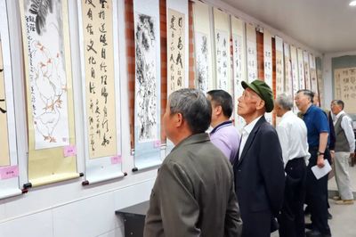 興化大鄒舉辦文化進(jìn)萬(wàn)家書畫展 組織文化藝術(shù)交流活動(dòng)